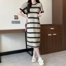 批发实拍大码女装胖MM夏季休闲复古条纹<b class='q'>T</b><b class='q'>恤</b>连衣裙气质宽松显瘦裙子