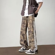 批发<b class='q'>欧美</b>高街裤子设计感高级三条杠迷彩工装裤男款夏季休闲直筒裤