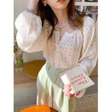 批发小清新拼接珠片碎花<b class='q'>雪纺衫</b>韩版宽松单排扣小衫精致竖条纹<b class='q'>长袖</b>衫
