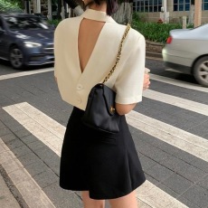 批发<b class='q'>韩国</b>性感露背上衣短袖西装外套女2024夏季新款小心机气质短款衬衫