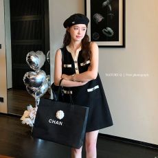 批发法式小香风无袖针织<b class='q'>连衣裙</b>女富家千金显瘦气质赫本风A字背心裙