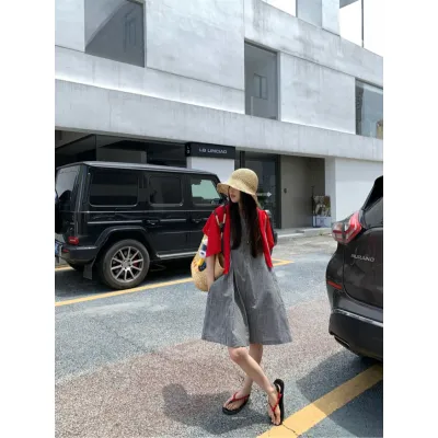 现货实拍  韩国chic复古格纹背心连体裤红色针织开衫套装