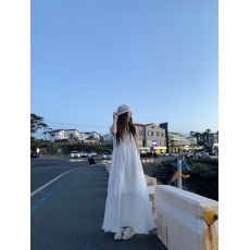 批发小君君布兰妮 <b class='q'>巴洛克</b>少女 重工设计款飘带连衣吊带裙