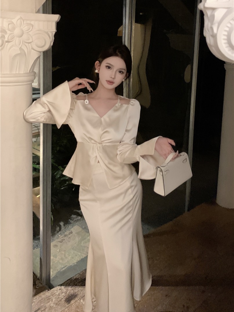 MY13544# 泡泡衬衫气质轻奢喇叭长袖露肩上衣搭半裙法式套装女裝貨源服...
