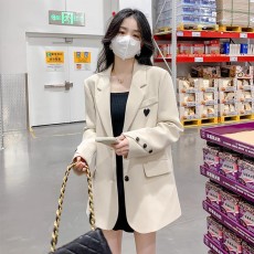 批发原版做法西装外套女小个子<b class='q'>春</b>季新款高级感炸街休闲爱心贴标西服