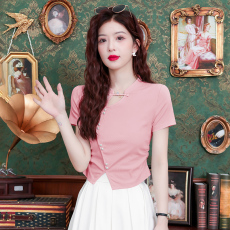 批发新中式国风改良旗袍钉珠<b class='q'>t</b><b class='q'>恤</b>新款镂空设计感修身显瘦短袖夏