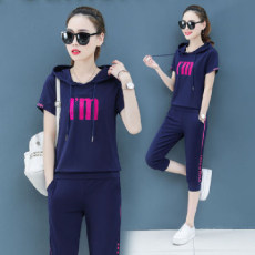 批发库存足 2026直供呢夏装运动服<b class='q'>套装</b>女洋气短袖连帽七分裤两件套