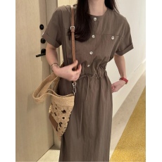 批发2025夏季<b class='q'>东大门</b>简约收腰气质通勤显瘦减龄短袖<b class='q'>连衣裙</b>长裙