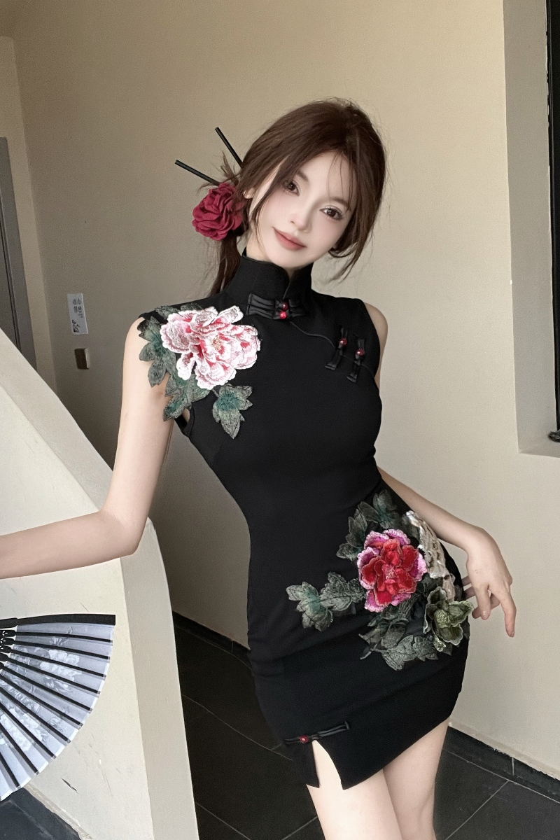 FA26413# 复古新中式改良旗袍设计感重工刺绣修身显瘦包臀短款连衣裙
