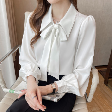 批发白色<b class='q'>缎面</b>蝴蝶结衬衫女春季高级设计感小众轻熟港风高品质上衣