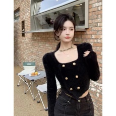 批发韩国高级感气质小香风短款开衫毛衣女方领<b class='q'>双排扣</b>针织衫设计感上衣