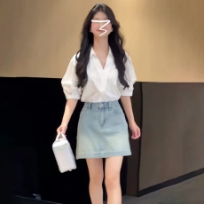 批发白色<b class='q'>短袖</b><b class='q'>衬衫</b><b class='q'>女</b>夏季2026年新款爆款气质<b class='q'>衬衣</b>别致绝美漂亮小衫上衣