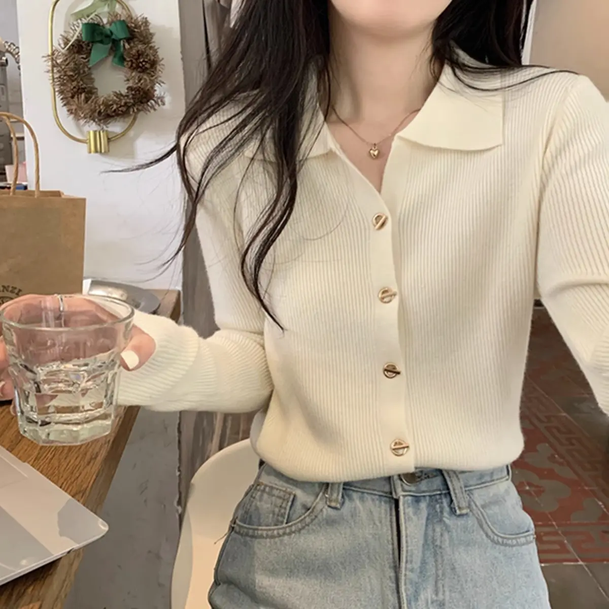 폴로넥 단추 니트 가디건 상세 이미지 2