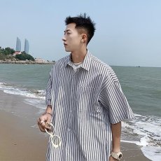 批发美式复古条纹短袖衬衫男款潮牌痞帅外穿五分袖设计感小众情侣上衣