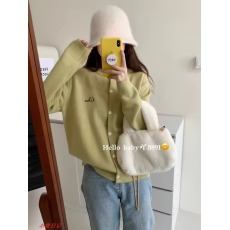 2026秋冬新款女韩版宽松绣花纯色圆领开衫百搭软糯单排扣毛衣外套
