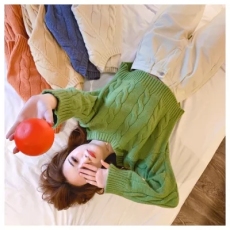 批发网红短款牛油果绿毛衣女套头麻花时尚洋气韩版宽松慵懒风<b class='q'>针织衫</b>