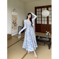 批发法式套装女装防晒长袖开衫上衣秋季蓝色碎花吊带裙子<b class='q'>连衣裙</b>两件套