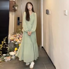 批发绿色长袖连衣裙子女<b class='q'>夏</b>季2025秋季新款高级感绝美气质长裙