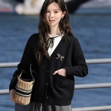 批发温柔风软糯短款毛衣外套女2024早秋季新款<b class='q'>宽松</b>日系慵懒风针织上衣