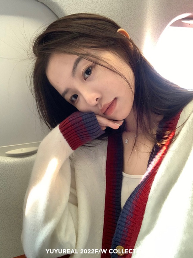 일본식 한국 레트로 루즈핏 카디건 코트 가을철 튤립 소녀 센스 낭만주의 V넥 니트 스웨터