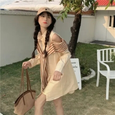 批发新款露肩polo领<b class='q'>衬衫</b>连衣裙女秋季设计感小众艺术感别致短裙子