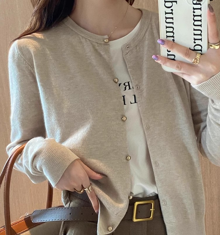 새로운 회색 니트 오픈 가디건 여성 가을 외부 가져 가라. 고급 센스 스웨터 코트 이른 가을 얇은 스타일 긴팔 맨위