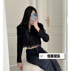批发短装西服外套2025春秋新品名媛风蕾丝花边拼接短款垫肩<b class='q'>小西装</b>女