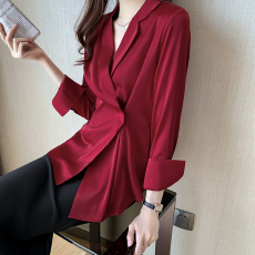 批发2026春季新款缎面衬衫女西装领<b class='q'>雪纺</b><b class='q'>衫</b>小众设计感V领长袖上衣