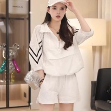 批发休闲<b class='q'>运动服</b>套装女2026夏季<b class='q'>新款</b>洋气小个子宽松防晒衣短裤两件套