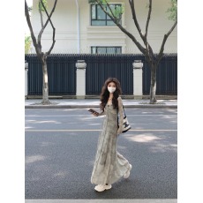 批发实拍实价#春季复古气质修身长裙新中式晕染挂脖长袖<b class='q'>连衣裙</b>女