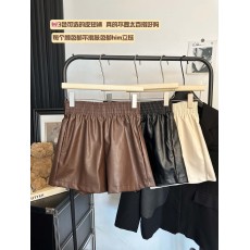 批发实拍实价PU皮<b class='q'>短裤</b>女秋装高腰显瘦阔腿裤百搭外穿小皮裤a字靴裤