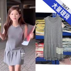 批发赵露思<b class='q'>同款</b>针织<b class='q'>连衣裙</b>百褶裙2024夏季学院风小个子减龄无袖背心裙