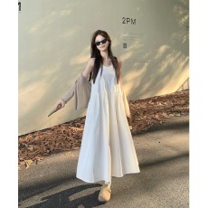 批发秋季新款文艺<b class='q'>巴洛克</b>显瘦背心<b class='q'>连衣裙</b>女针织开衫上衣两件套