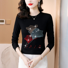 批发实拍现货2024秋冬新款大码女装重工烫钻圆领长袖棉<b class='q'>t</b><b class='q'>恤</b>洋气上衣女