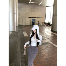 批发实拍实价  连帽交叉v领抽绳短款修身长袖上衣+高腰包臀显瘦<b class='q'>半身</b>裙