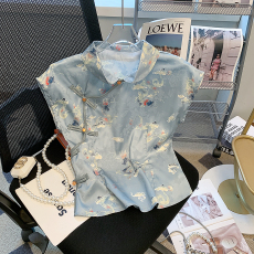 批发新中式织锦提花坎肩<b class='q'>衬衫</b>女夏国风斜襟盘扣翻领<b class='q'>衬衣</b>无袖缎面小上衣