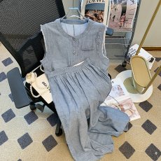 批发蓝色网红显瘦阔腿裤套装女<b class='q'>夏</b>季棉麻设计感马甲上衣休闲长裤两件套