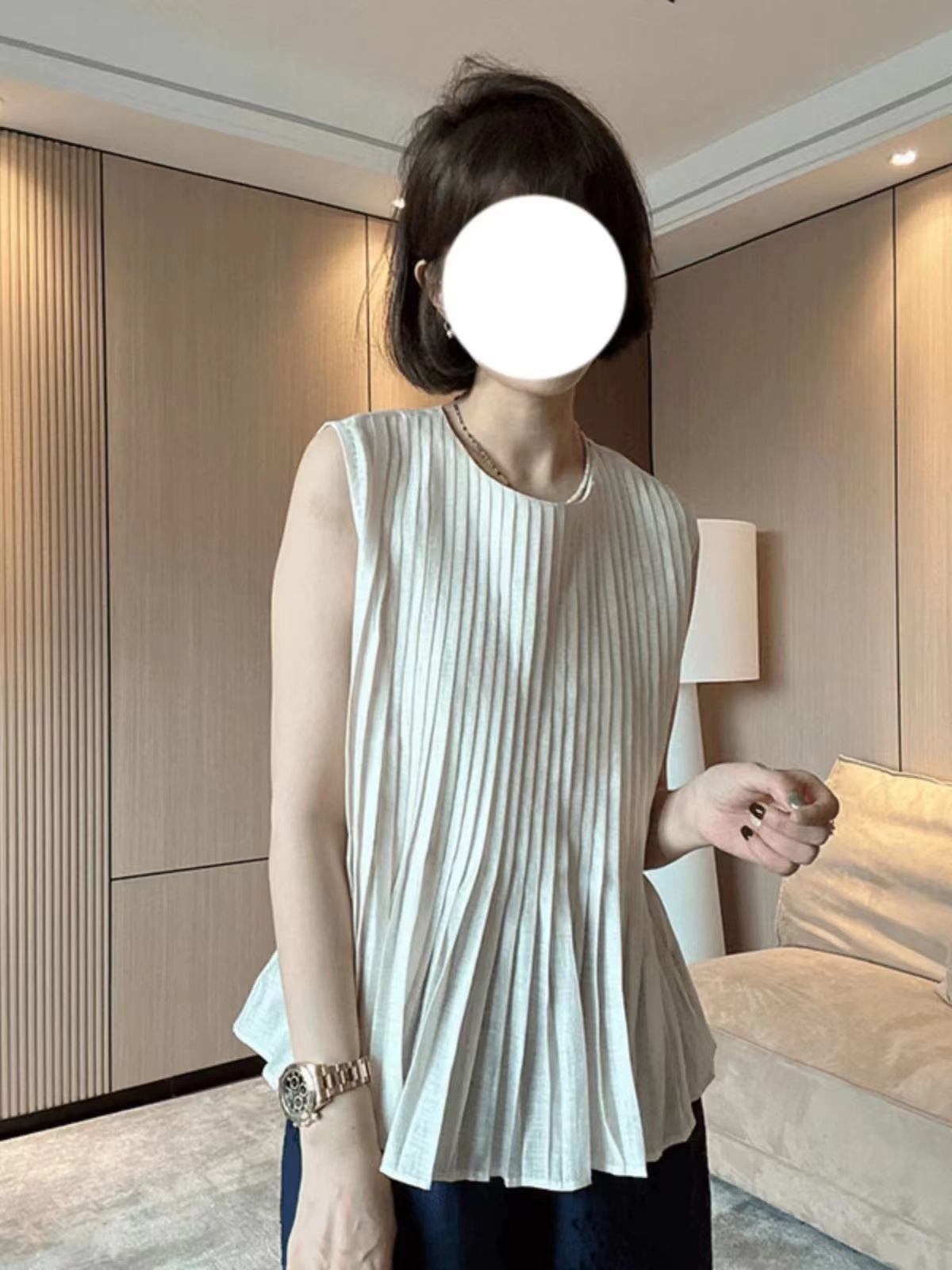 빅 사이즈 여성 여름 드레스 새로운 2025 년 플리츠 주간 실크 아마 얇고 가벼운 통기성 슬림해 보이는 민소매 외국 가스 다용도 조끼
