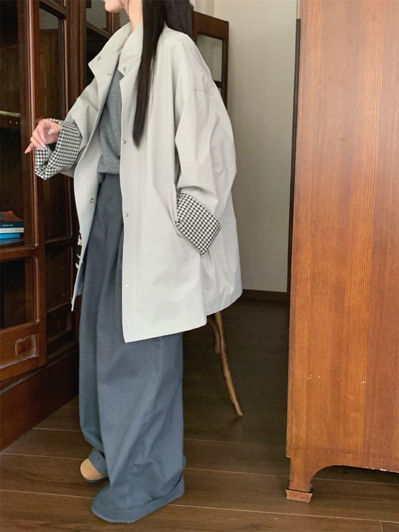 있음 선적 실사 한 부서 배색 체크무늬 뒤집다 측면 소매 중간 길이 재킷 재킷 탄소 회색 캐주얼 바지