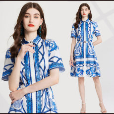 批发<b class='q'>巴洛克</b>印花三种镶钻金属扣松紧腰带可拆卸双门筒衬衫<b class='q'>连衣裙</b>有口袋