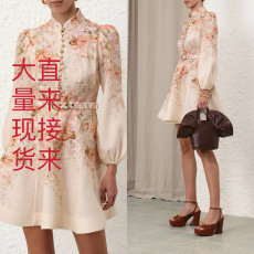 批发大量澳洲小众品牌秋季新品奶油粉花朵立领灯笼袖短款<b class='q'>连衣裙</b>