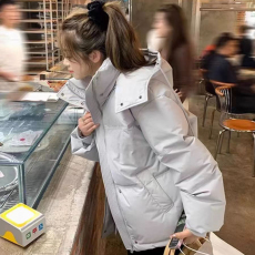 批发奶蓝色羽绒服2025年新款男女情侣加厚小众设计感面包冬季棉衣外套