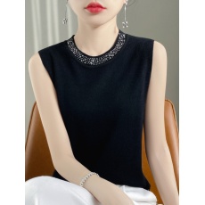 批发<b class='q'>大码</b>气质镶钻羊毛吊带女新款西装内搭圆领黑色背心无袖毛衣<b class='q'>打底衫</b>