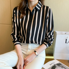 批发实拍洋气秋季女装翻领休闲宽松<b class='q'>雪纺</b><b class='q'>衫</b>上衣开衫条纹衬衫打底衫衬衣