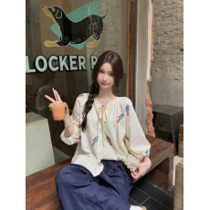 批发法式小清新衬衣女<b class='q'>甜美</b>系带刺绣印花宽松七分灯笼袖衬衫