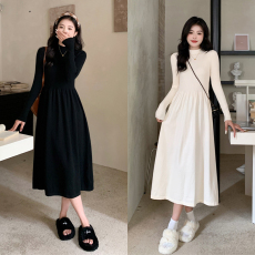 批发实拍胖妹妹大码女装秋冬配大衣打底毛衣<b class='q'>连衣裙</b>