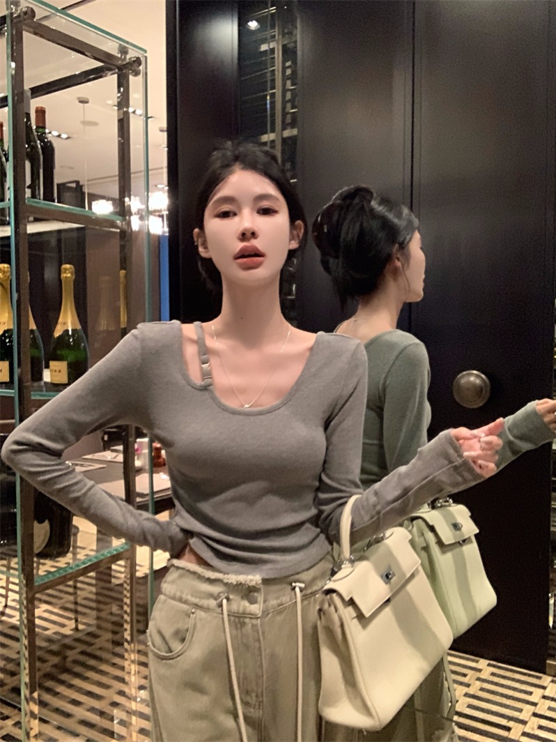 정가 실사 디자인 센스 미니멀리즘 몸매 가꾸기 금속 버클 쇼트 스타일 티셔츠 긴팔 맨위