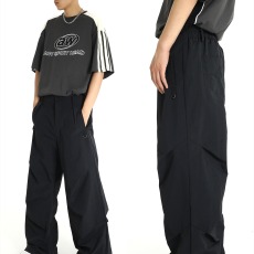 批发美式高街小众高级设计感褶皱男裤夏季直筒宽松阔腿休闲长裤