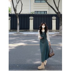 批发实拍实价#秋季新款牛仔<b class='q'>连衣裙</b>显瘦A字背心裙娃娃领长袖衬衫两件套