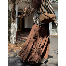 批发实拍实价~2025秋冬新款大摆<b class='q'>长裙</b>宽松显瘦半裙复古褶皱设计感裙子